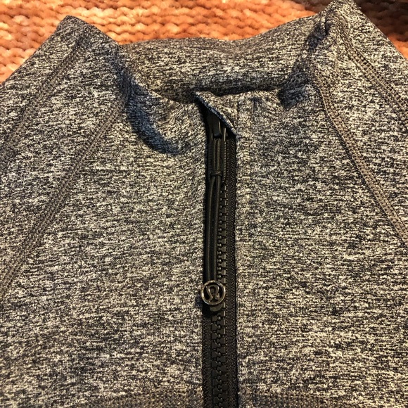 COPY - Lululemon define jacket - Picture 4 of 4